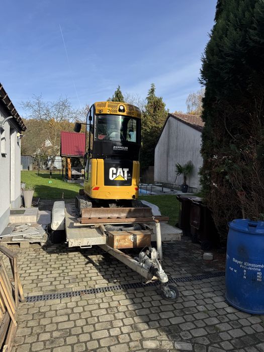 Przyczepka pod mini koparke najazdy