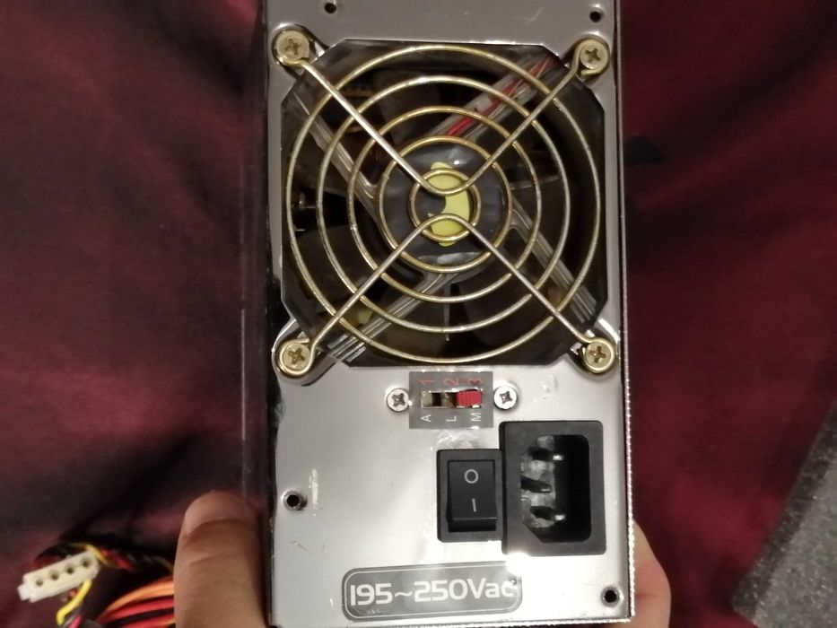 Várias Fontes Alimentação todas funcionais 5€ e 10€