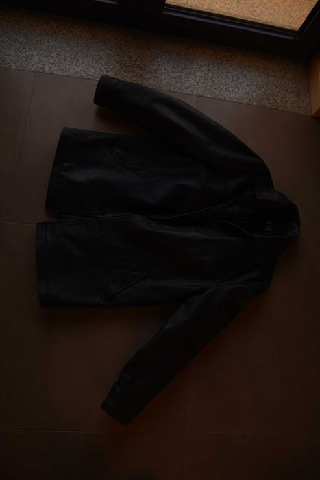 Casaco em pele genuina preto GAP homem