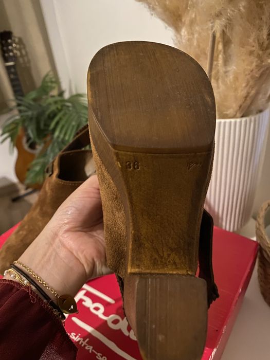 Sapatos de salto Tapadas