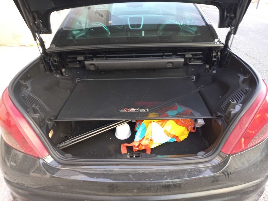 PEUGEOUT 207 cc sport