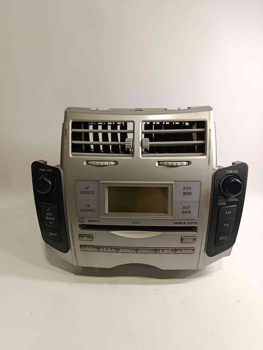 Rádio / auto-rádio TOYOTA Yaris (_P9_)