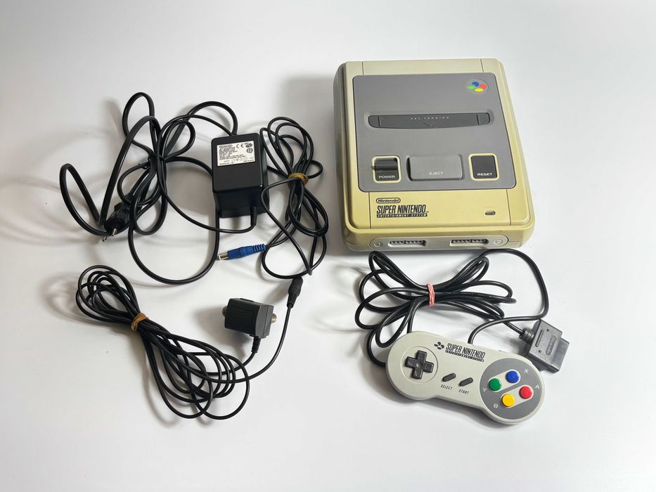 Super Nintendo Entertainment System konsola zestaw PAL