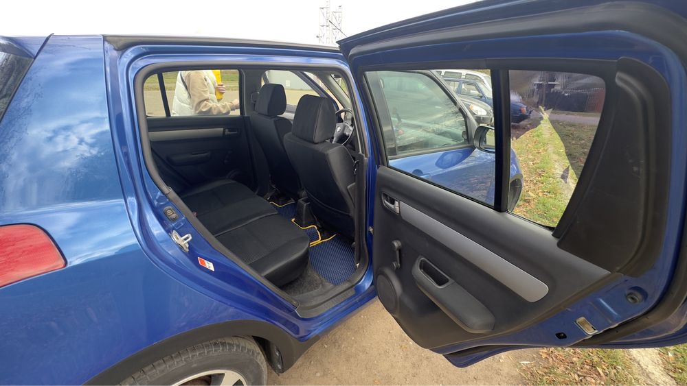 Продам Suzuki Swift 2006 p.