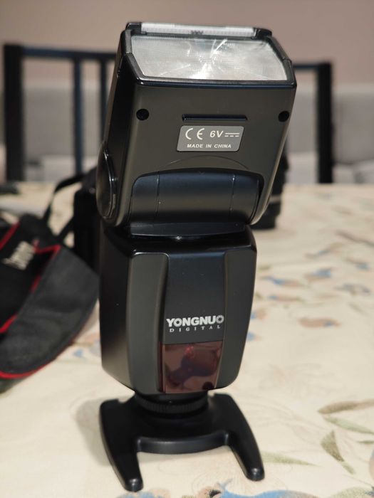 Câmara Digital Canon ESO 500D + pack acessórios