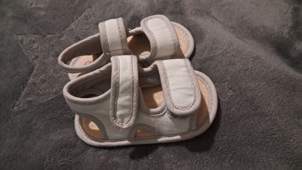 Вещи на мальчика 6-9 месяцев (лот )