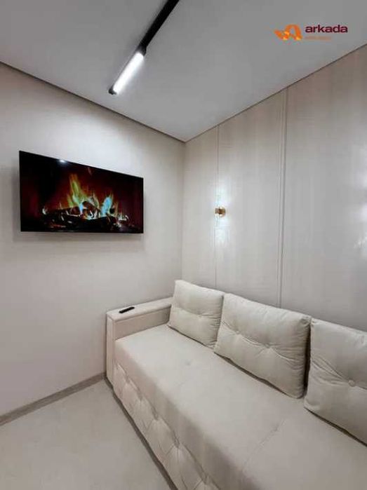 Продаж 1-кімнатної квартири з ремонтом! Неподалік центру!