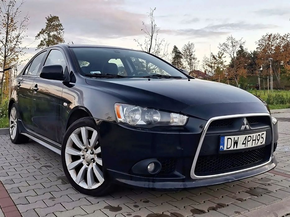 Mitsubishi Lancer