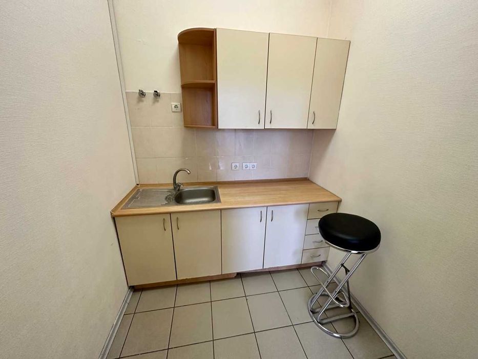 Офісний блок в БЦ, 14 кабінетів, 580 м.кв., генератор, М Дорогожичи