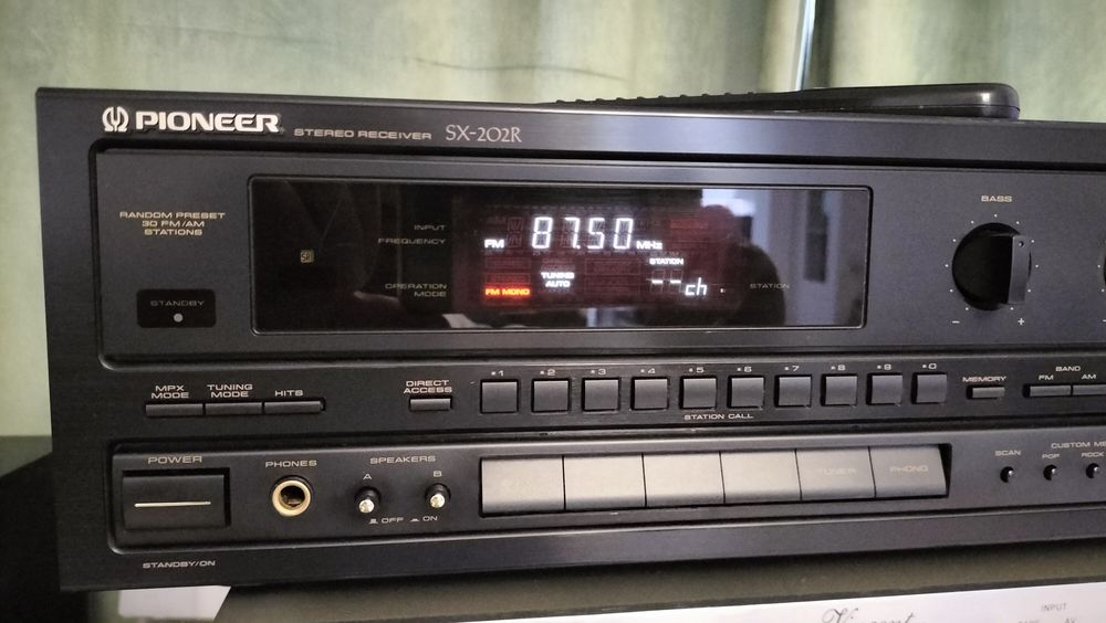 Amplituner Pioneer SX-202R Pilot