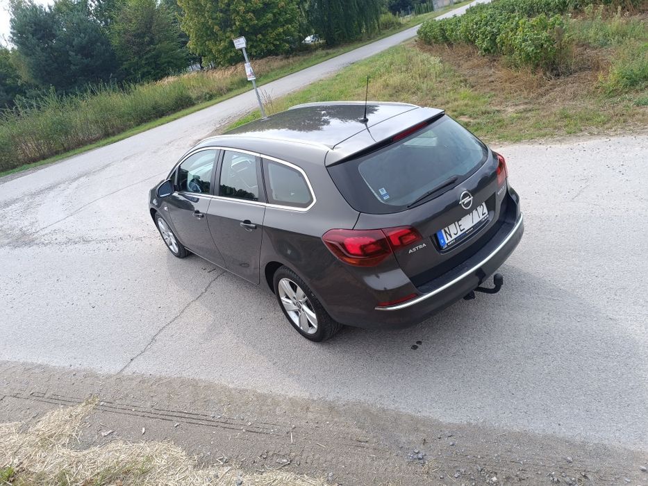 Opel Astra lift ledy 1,7 CDTI alu ekonomiczny