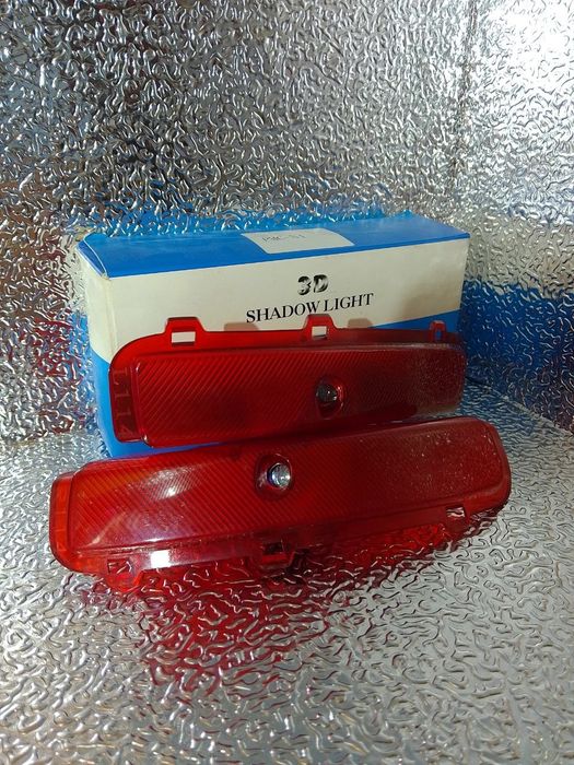 Підсвітка в двері з лого Hyundai