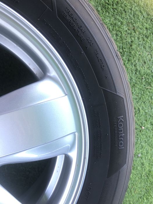 Pneus com jantes MINI