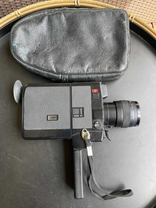 CÂMARA DE FILMAR VIDEO 8 - CANNON 514 XL (October 1975)