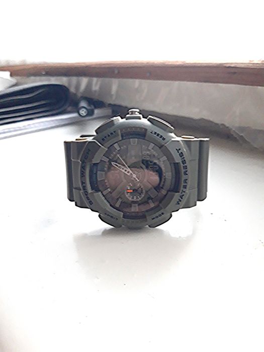 Наручные часы с подсветкой