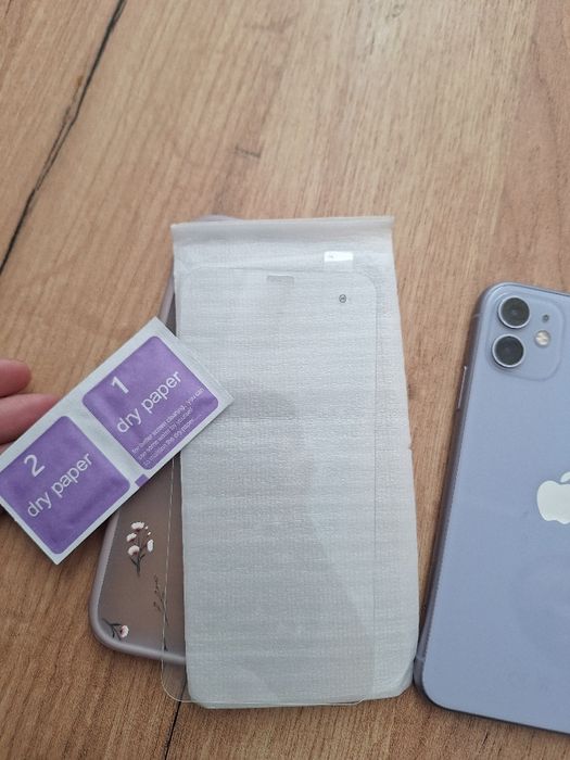 Iphone 11 stan idealny duży zestaw