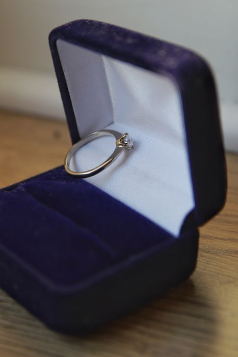 Pierścionek z białego złota 585 z brylantem 0,24 ct | SI1 E VG | 11-12