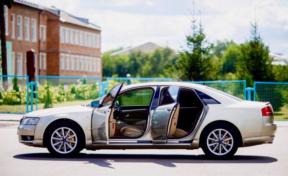 Audi A8 D3 quattro