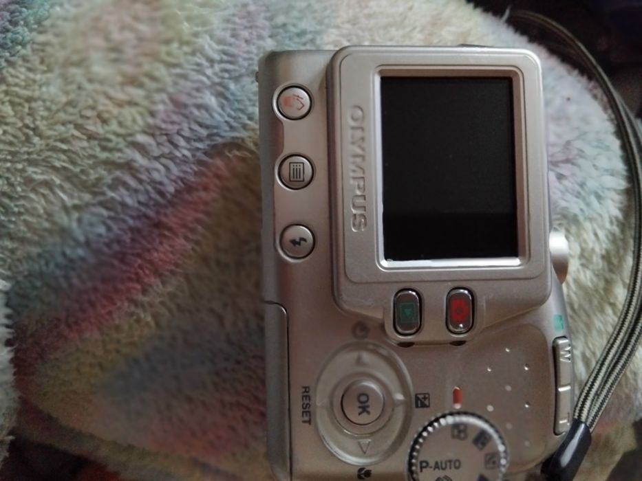 Фотоаппарат olympus fe 115 с картой памяти на 256гб