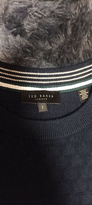 Светр Ted baker .