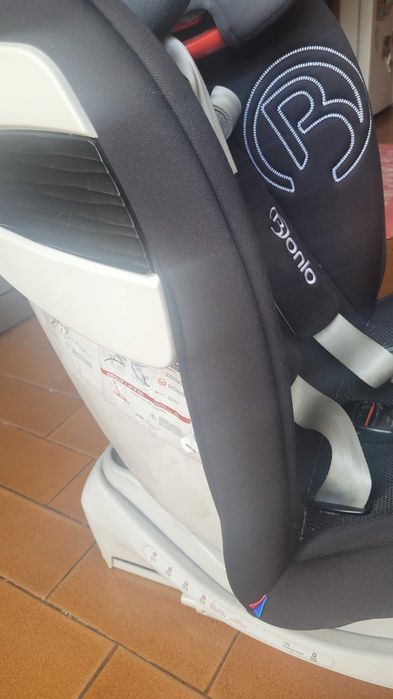Cadeira auto giratória