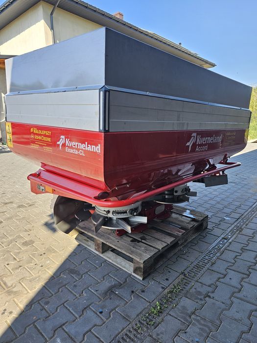 Rozsiewacz do nawozu Kwerneland Accord