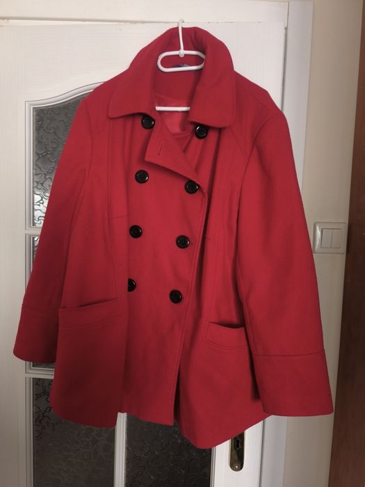 Płaszcz czerwony dwurzędowy