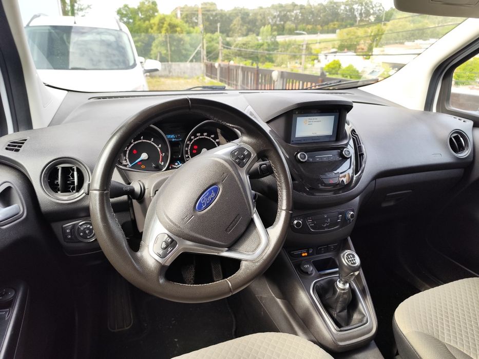 Ford Tourneo Courier 1.0 Ecoboost 2019