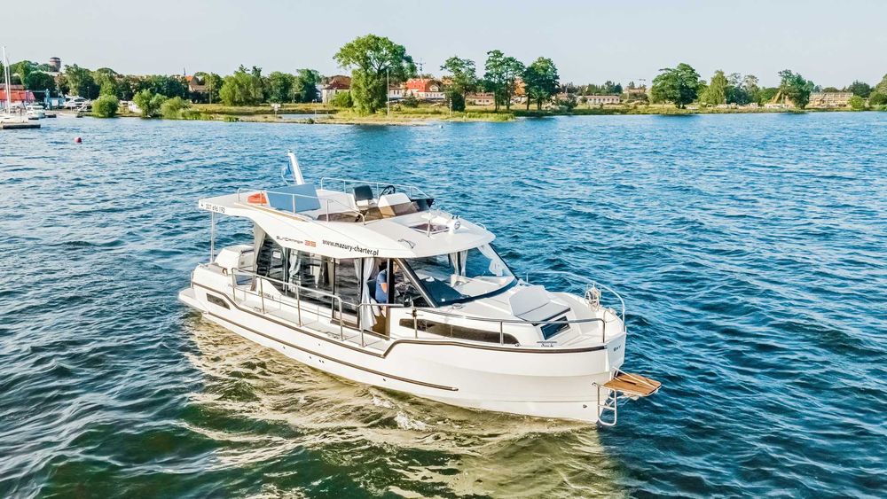 Suncamper 35 FLY czarter łodzi BEZ PATENTU, Mazury, Giżycko