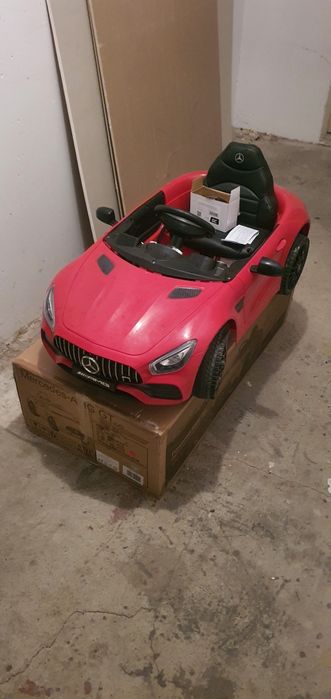 Mercedes AMG GT dziecko 2-8