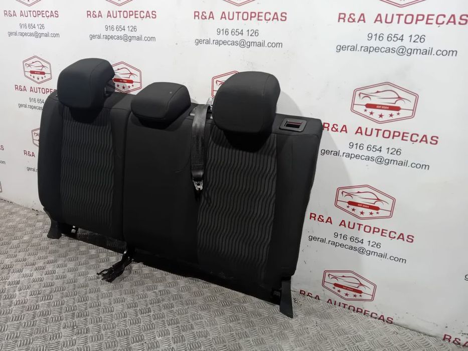 Conjunto de Bancos Peugeot 308 II SW em Tecido Original
