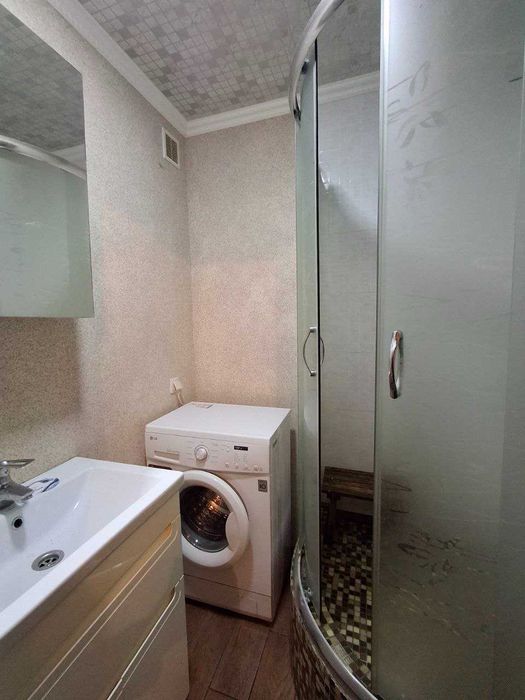 Продається 2 кімн. квартира на Попова