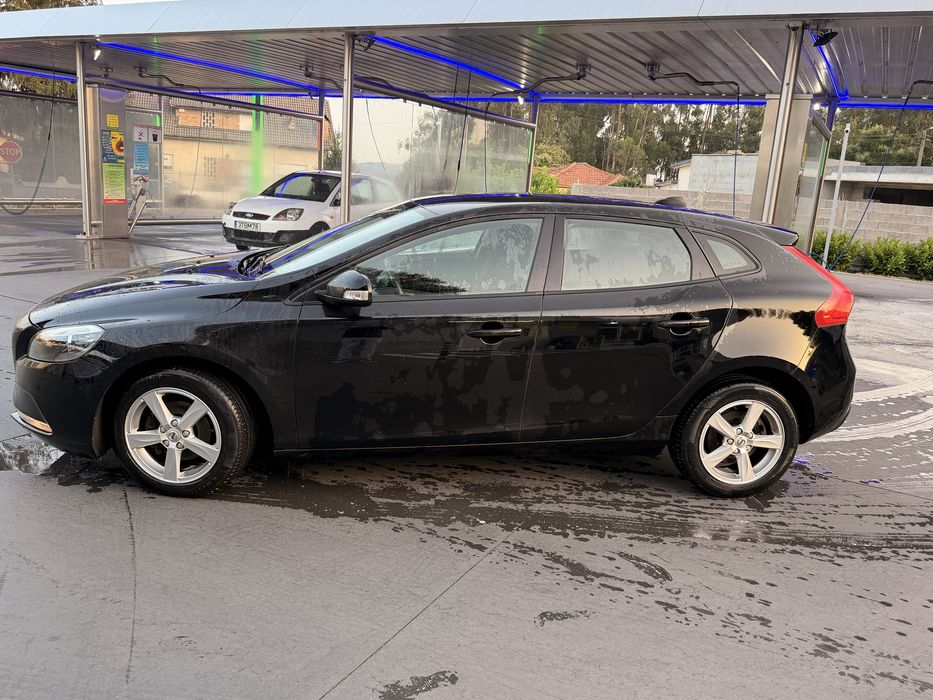 Volvo v40 2.0 diesel
