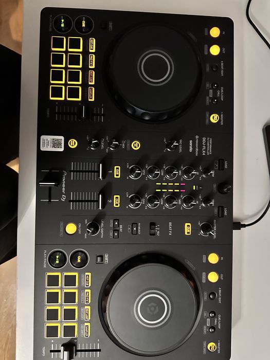 Ddj Flx4 mesa dj