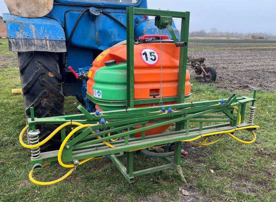 Обприскувач навісний Polmark 200 л 10м Польща