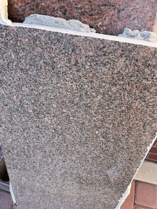 Parapet kamienny 85 cm x 34,5 cm, 148cm x 30cm
