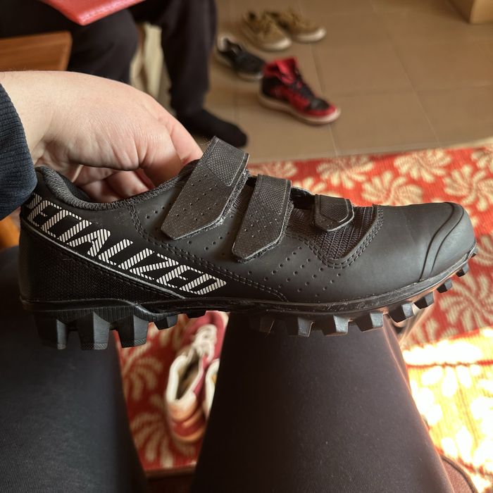 Buty rowerowe Specialized Racon 1.0 MTB 39 czarne