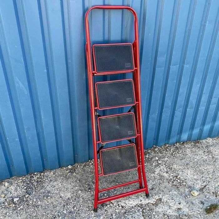 Драбина для дому, саду та ремонту на 3-4-5 сходинок Лестница Стремянка