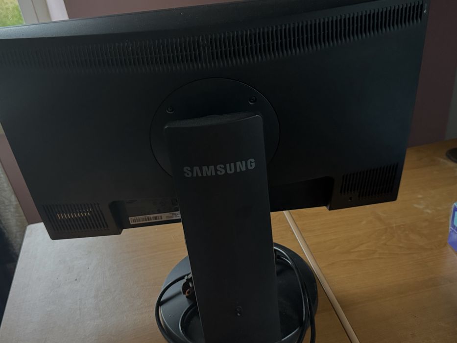 Sprzedam Monitor Samsung