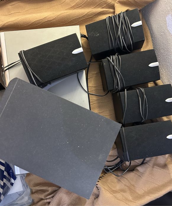 DVD ADVD-770 com Sistema Som Crown