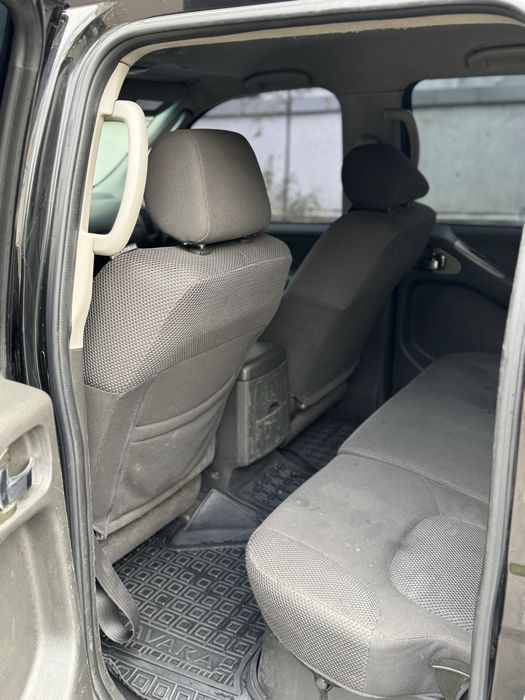 Продам Nissan NAVARA 2.5tdi 4x4 в Харькове!Левый руль Мех.