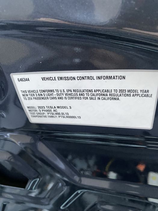 Капот Tesla Model 3 2023 Оригінал