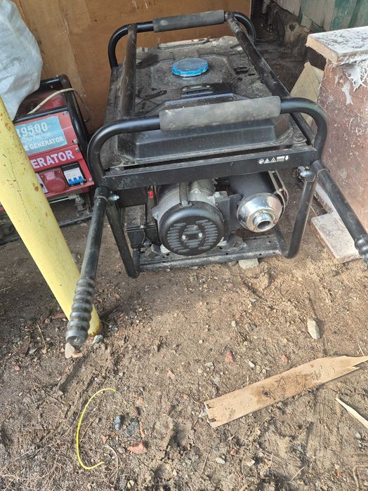 Продам генератор