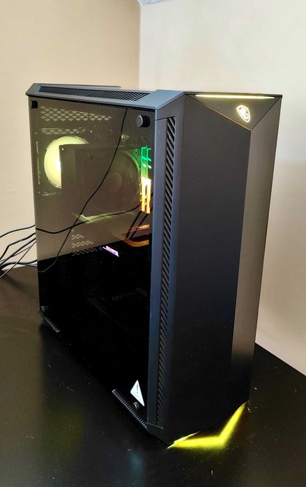 Komputer gamingowy AMD Ryzen 7 3800X RTX 3060 DDR4 32GB M.2 500GB