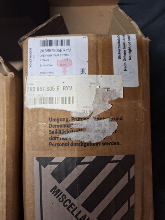 Poduszki Pasy nowe oryginalne caddy IV 4 2015