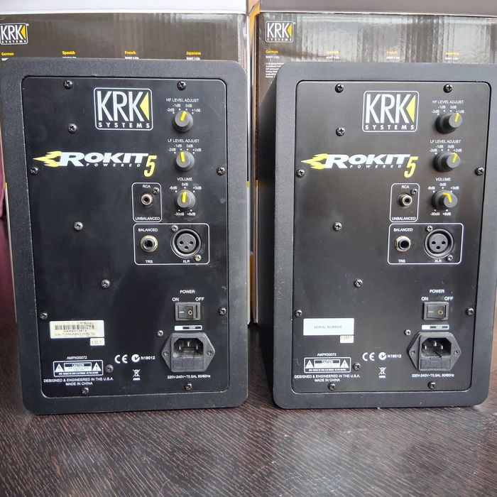 Par de Colunas KRK Rokit 5 G3