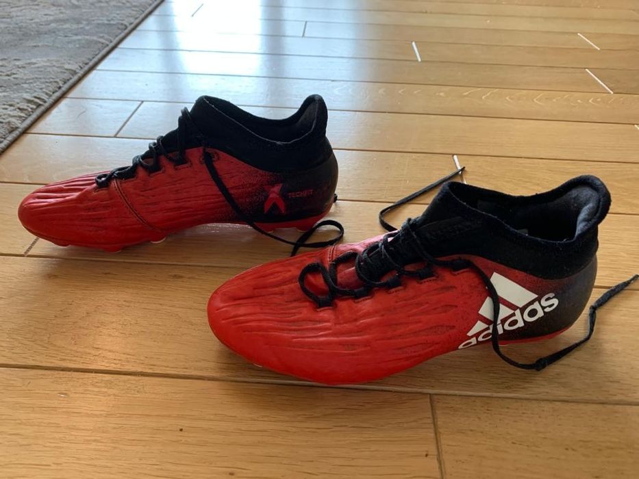 Buty piłkarskie Adidas rozm. 36 korki