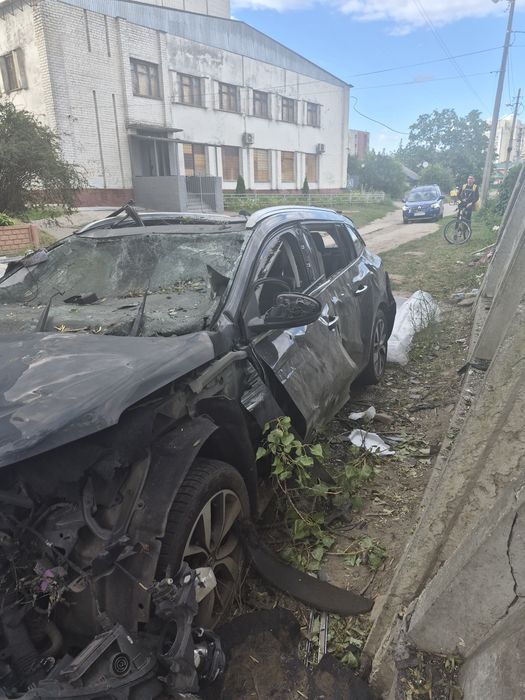 Продам Renault Megan 4 після прильоту дрона