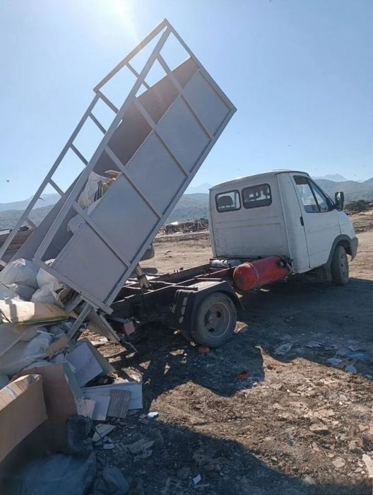 Вывоз хлама , Вывоз мусора Харьков , Вывоз земли веток , Вивіз сміття