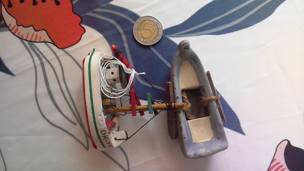 figurka model łódki statek